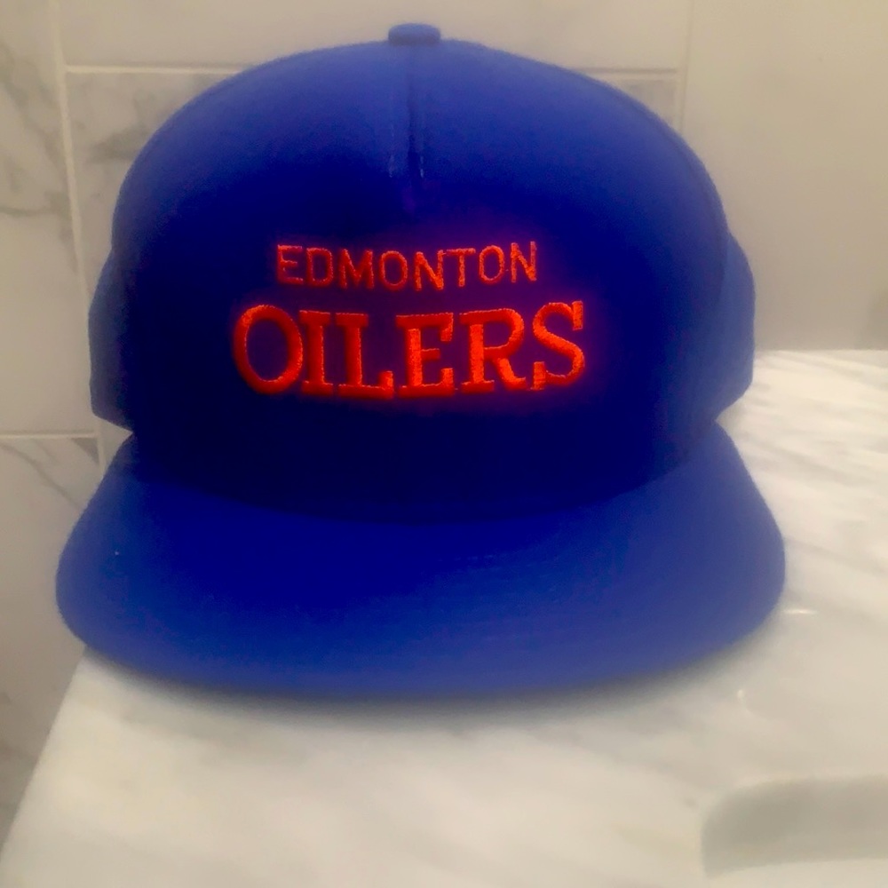 Vintage 1980s Oil hat new